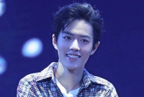 肖戰(zhàn)火鍋店風(fēng)波 私生圍堵引亂象，店家聲明遭質(zhì)疑，粉絲自發(fā)善后顯擔(dān)當(dāng)